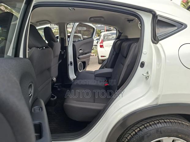 Honda Vezel 1.5 Hybrid 2WD 2019 White