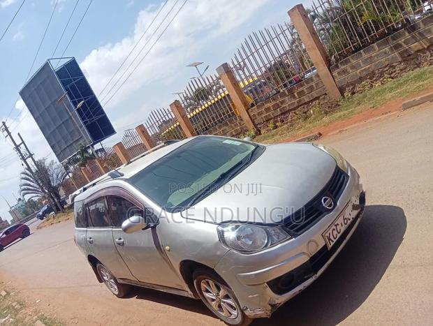 Nissan Advan 2005 Silver