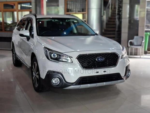 Subaru Outback 2019 White