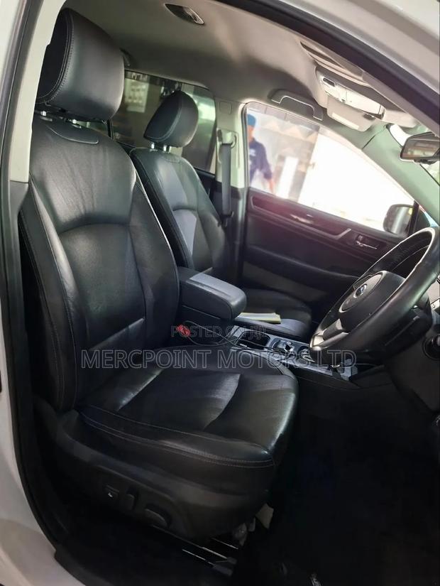 Subaru Outback 2019 White