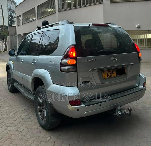 Toyota Land Cruiser Prado 3.0 D-4D 5dr 2005
