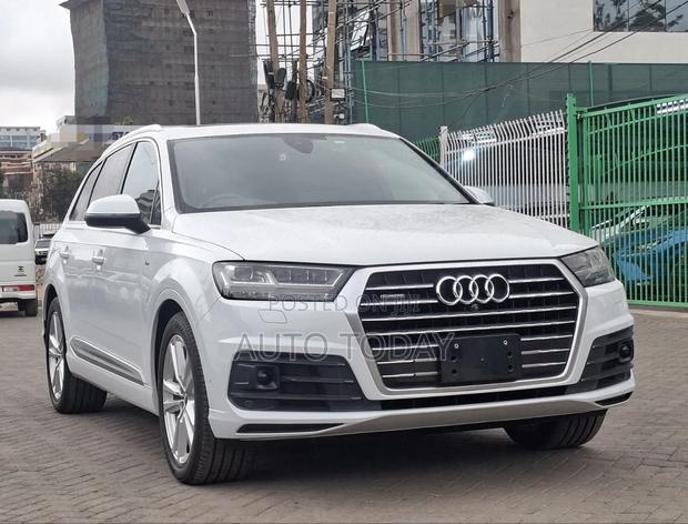 Audi Q7 2017 White