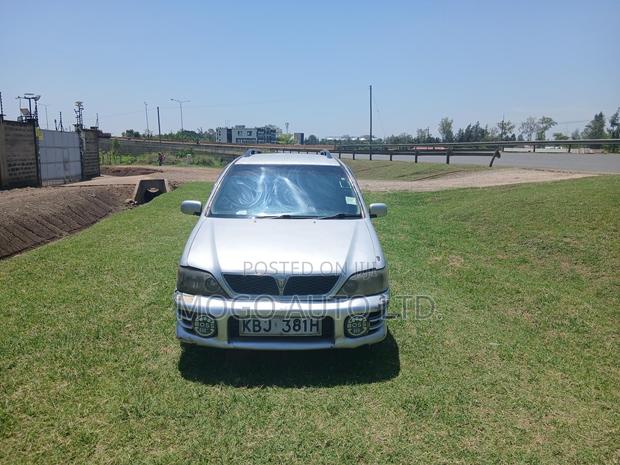 Toyota Vista 2001 Silver