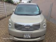 Toyota Noah 2.0 158hp FWD (8 Seater) 2012 Gold for sale