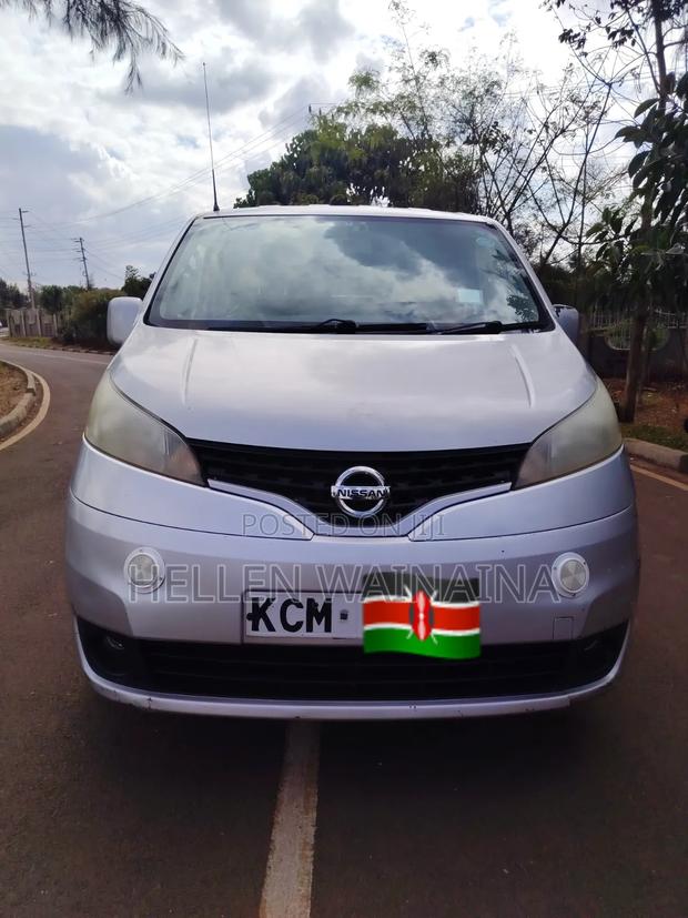 Nissan NV200 2010 Silver