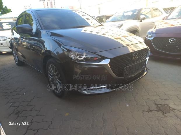 Mazda 2 2021 Gray