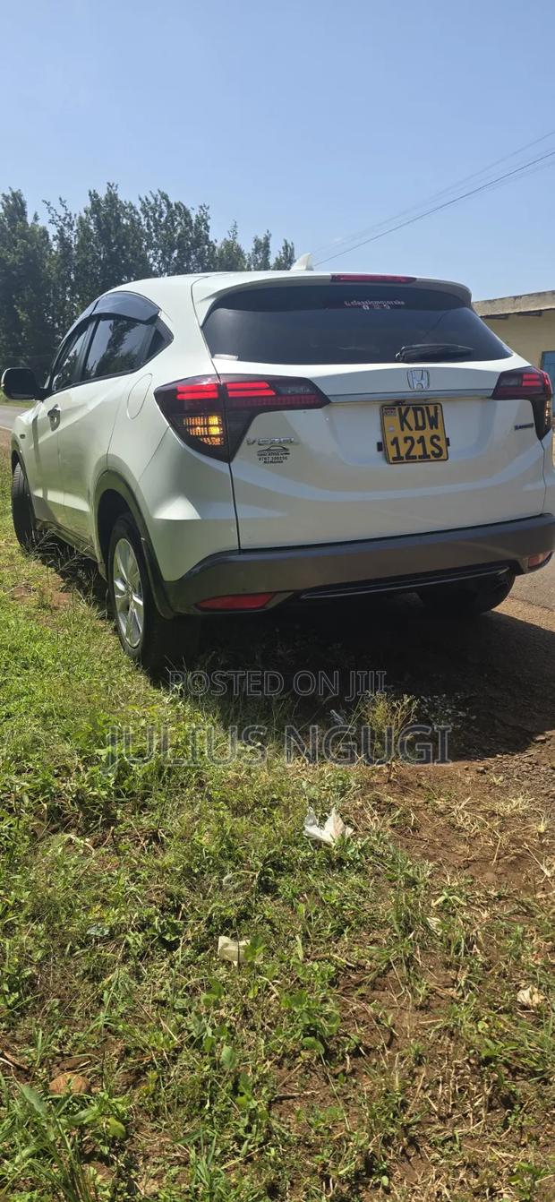 Honda Vezel 1.5 2WD 2019 Pearl