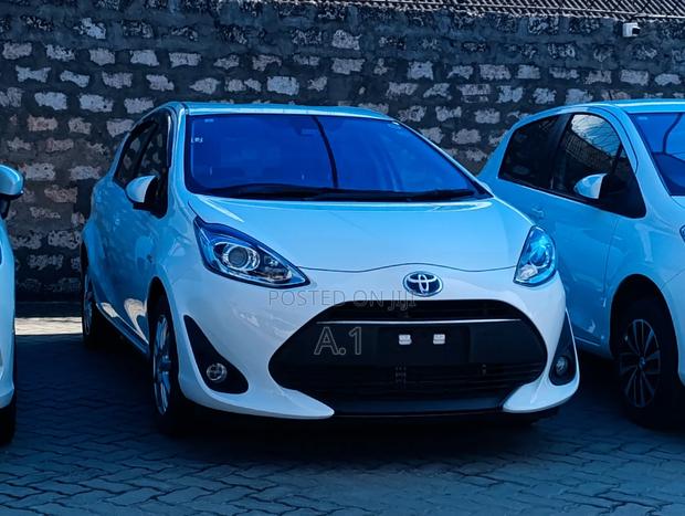 Toyota Aqua 2019 White