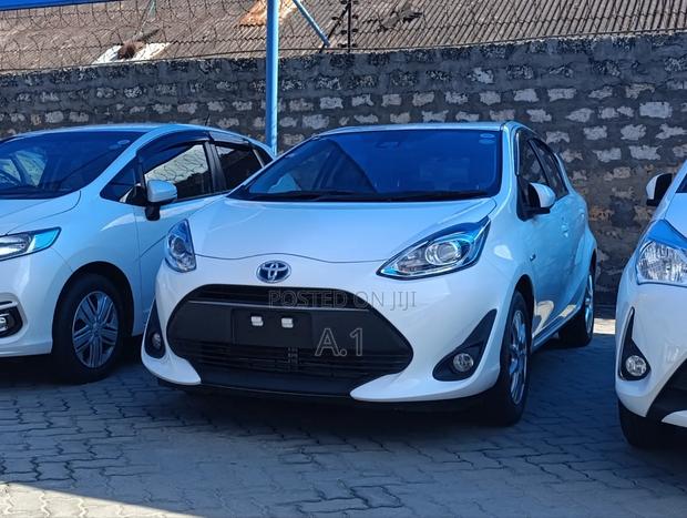 Toyota Aqua 2019 White