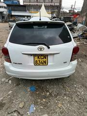 Toyota Corolla Fielder 2010 White for sale