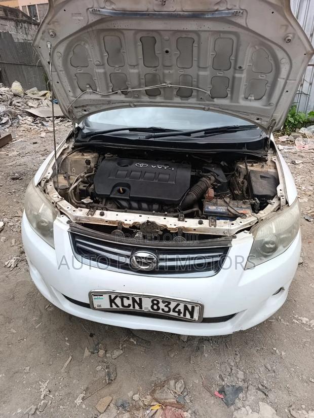 Toyota Corolla Fielder 2010 White