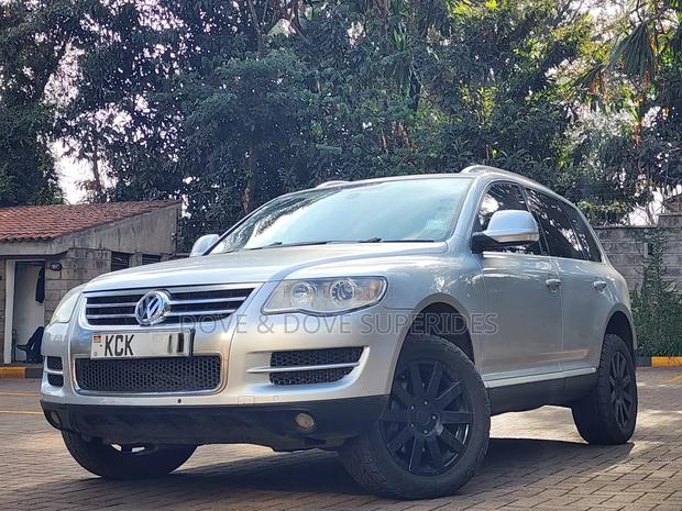 Volkswagen Touareg V6 TDI 2010 Silver