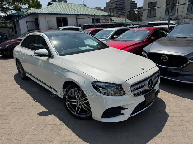 Mercedes-Benz C200 2020 White
