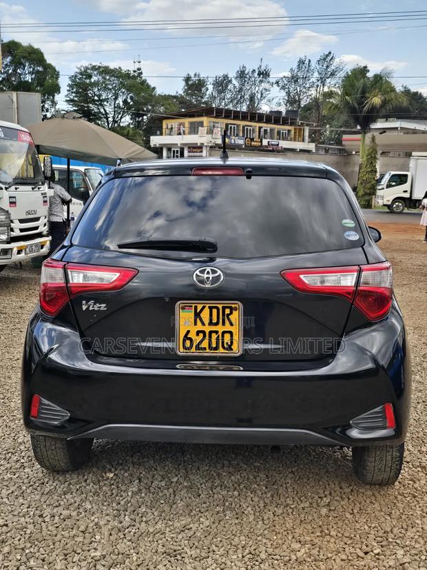 Toyota Vitz 2017 Black