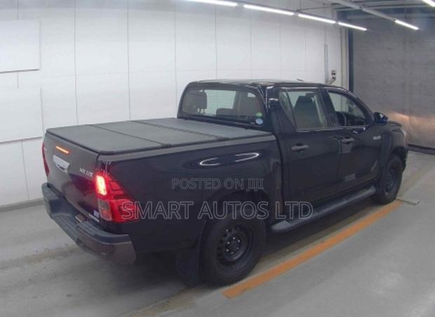 Toyota Hilux 2.4 Diesel 2020 Matt Black