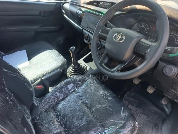 Toyota Hilux Revo Single Cab Deisel 2.4 RWD 2019 White