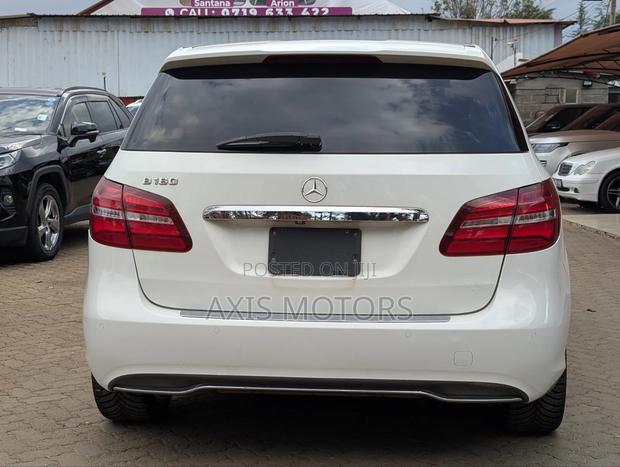 Mercedes-Benz B-Class B180 Petrol 2015 White