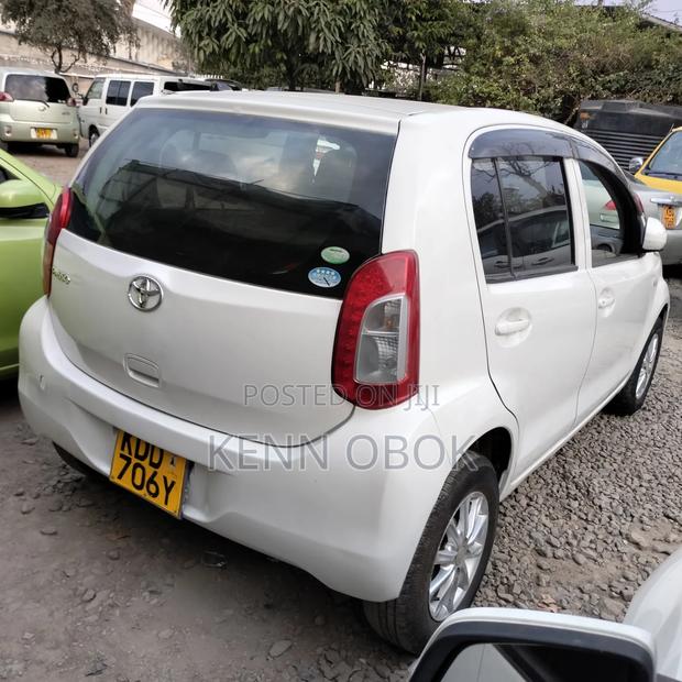 Toyota Passo 1.0 FWD 2015 White