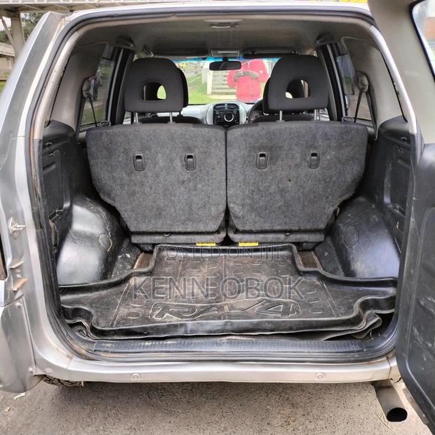 Toyota RAV4 Automatic 2004 Silver