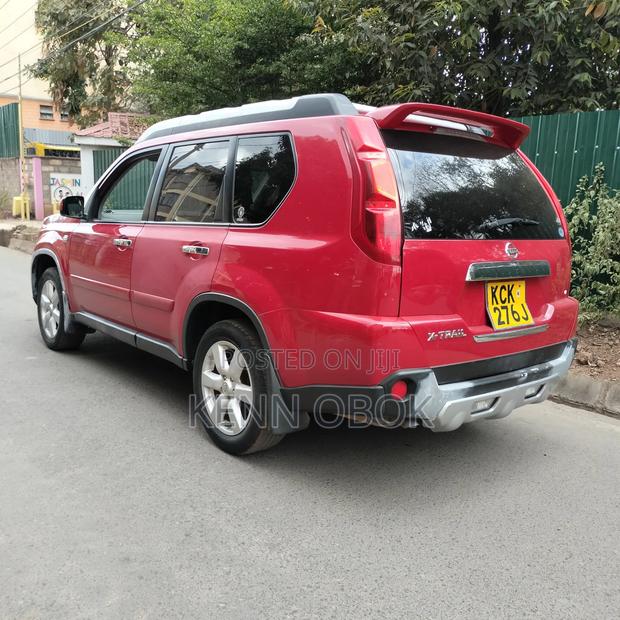 Nissan X-Trail 2.0 Petrol XE 2010 Red