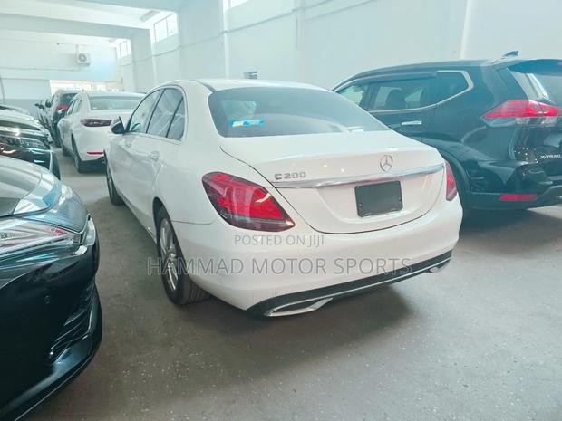 Mercedes-Benz C200 2019 White