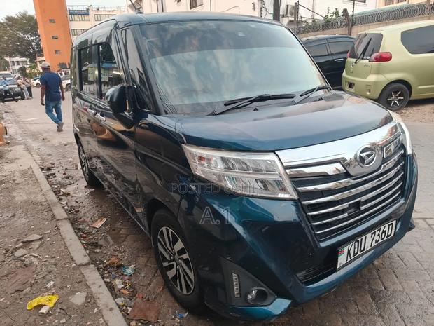 Daihatsu Thor 1.0 Petrol FWD 2018 Blue