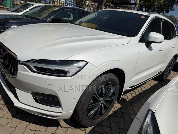 Volvo XC60 T5 Inscription AWD 2019 White