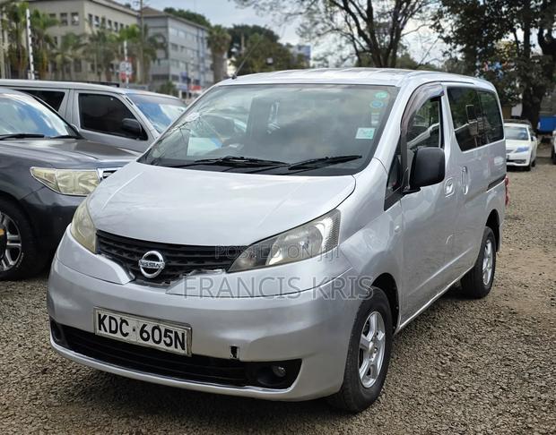 Nissan NV200 2013 Gray