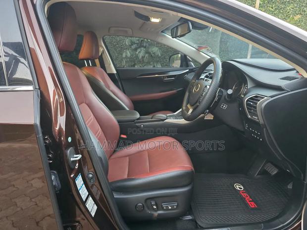 Lexus NX 300h FWD 2017 Burgundy