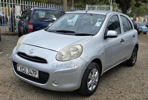 Nissan March 1.2 FWD 2011 Silver