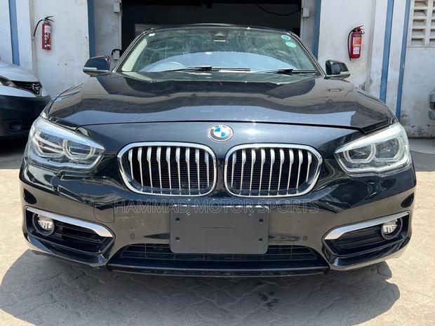 BMW 118i 2019 Black