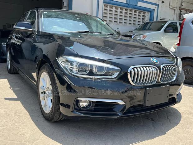 BMW 118i 2019 Black