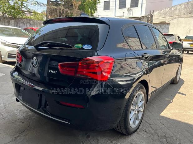 BMW 118i 2019 Black
