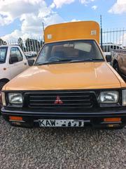 Mitsubishi L200 2006 Yellow for sale