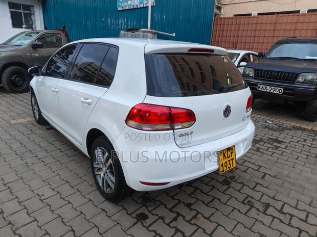 Volkswagen Polo 2010 White