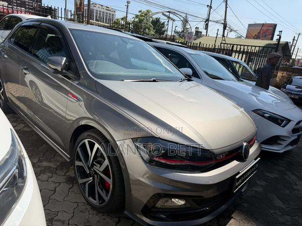 Volkswagen Polo 2019 Gray