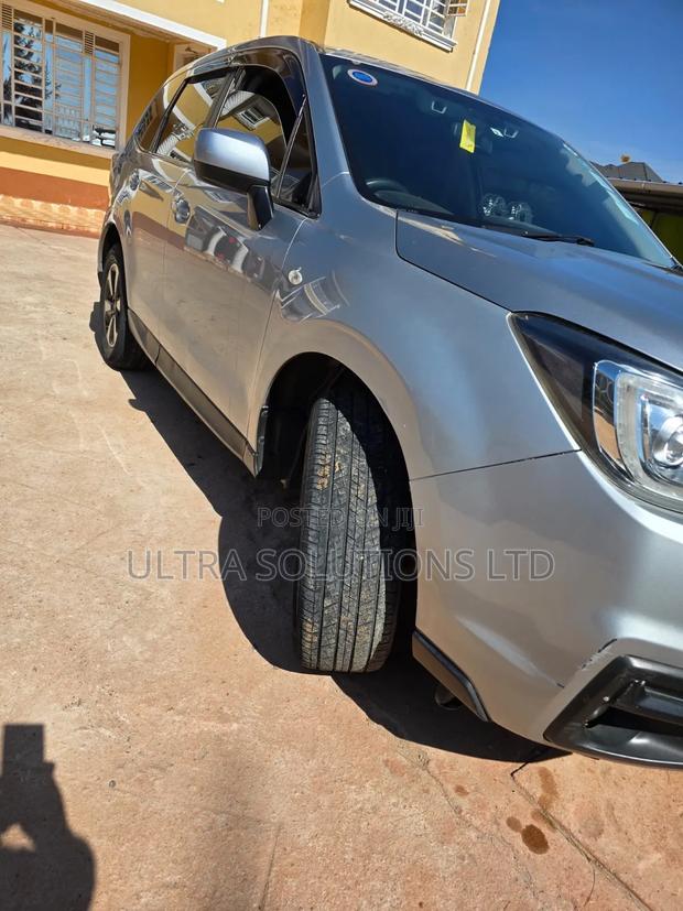 Subaru Forester 2017 Silver