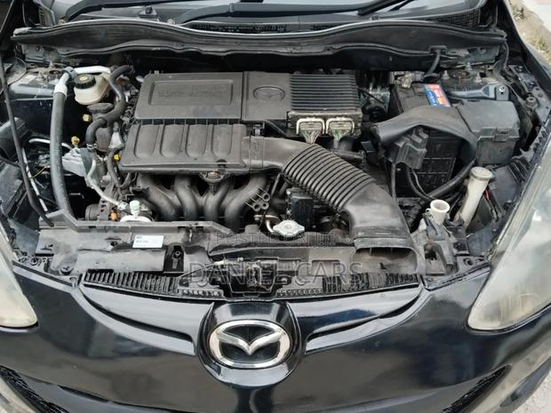 Mazda Demio 2010 Blue