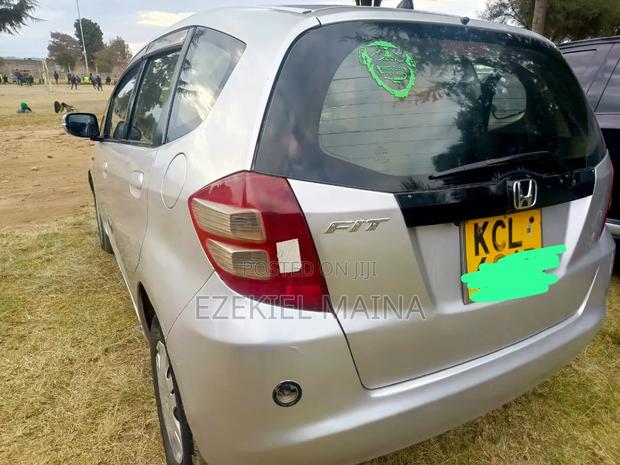 Honda Fit 2011 Silver