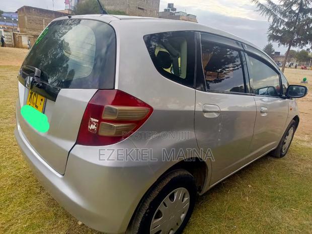 Honda Fit 2011 Silver
