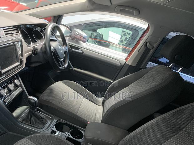 Volkswagen Touran 2019 Orange