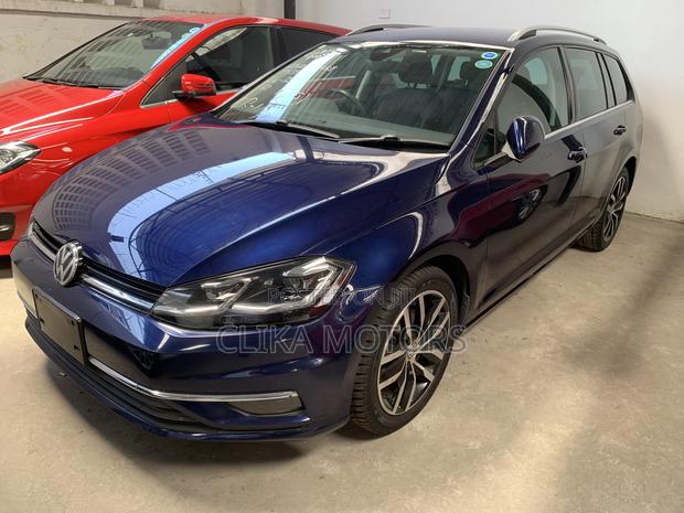 Volkswagen Golf Variant 2019 Blue