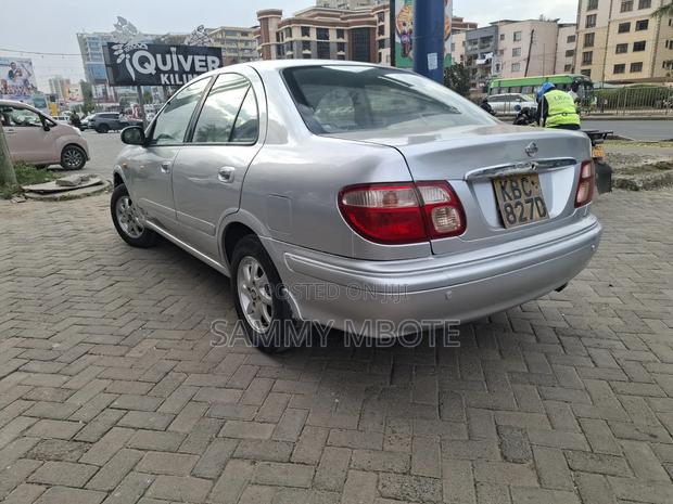 Nissan Bluebird Sylphy 2003