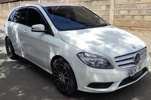 Mercedes-Benz B-Class 2014 White
