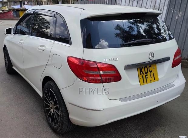 Mercedes-Benz B-Class 2014 White
