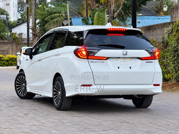 Honda Shuttle 1.5 Hybrid 2WD 2019