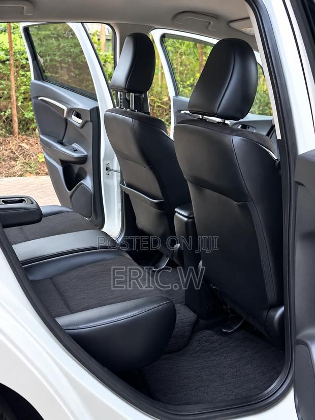 Honda Shuttle 1.5 Hybrid 2WD 2019