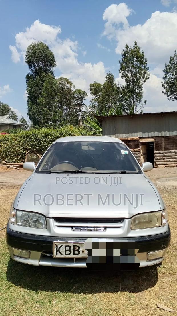 Toyota Carib 2001