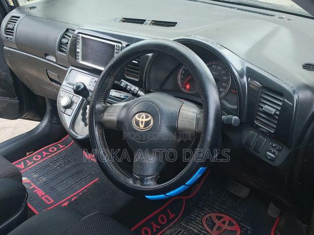 Toyota Wish 2006 Black