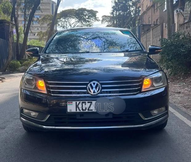 Volkswagen Passat 2012 Black